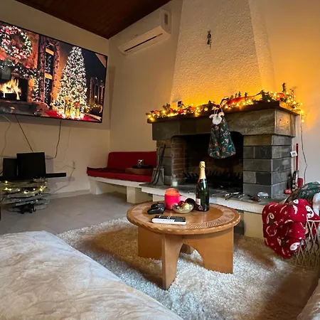 Forest View Aggeliki Karpenísion